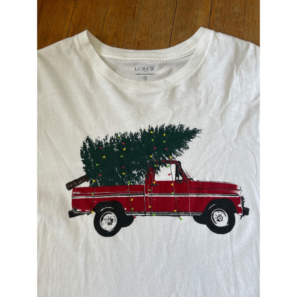J.Crew Mens Large White Christmas Tree Red Vintage Truck Graphic T-Shirt